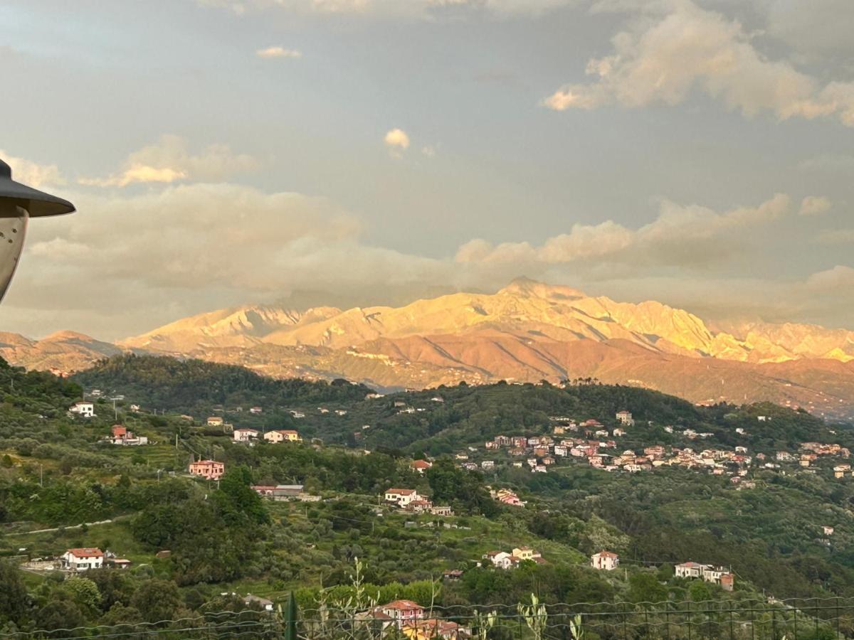 Vila Gli Ulivi Di Montalbano La Spezia Exteriér fotografie