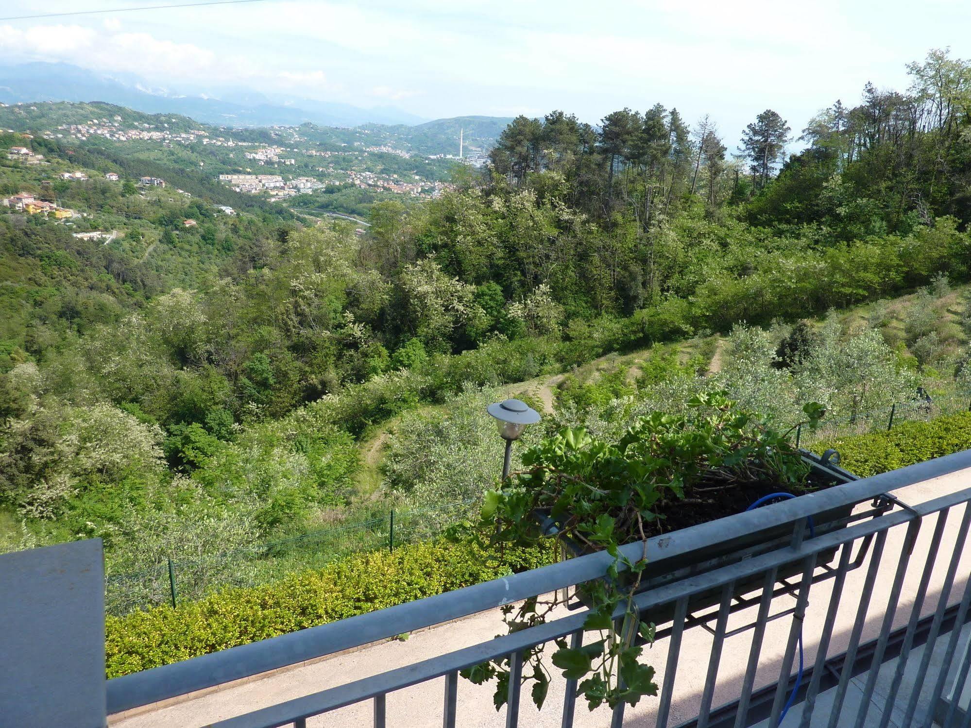 Vila Gli Ulivi Di Montalbano La Spezia Exteriér fotografie